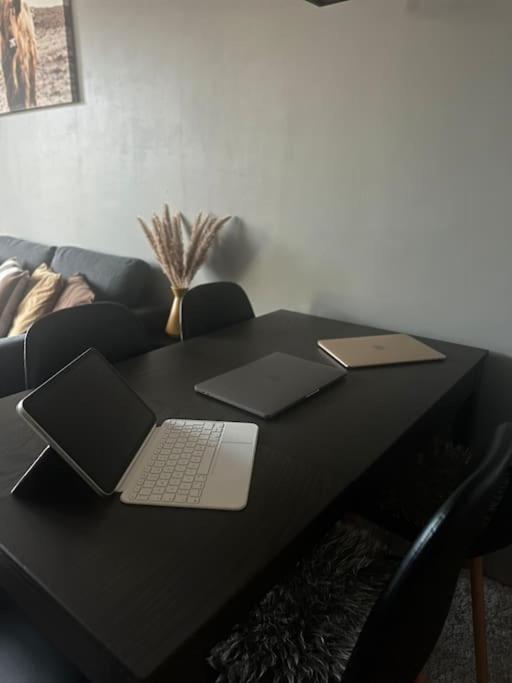 Apartamento Pa Grillstadfjaera Med Parkeringsplasser - Vmski 2025