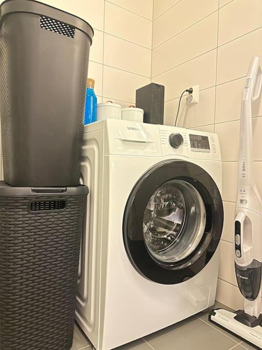 Apartamento Pa Grillstadfjaera Med Parkeringsplasser - Vmski 2025 *